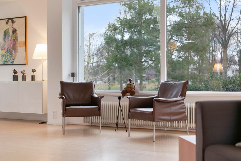 Villa for sale in Leiden, The Netherlands Kanaalweg 46 2313 DV