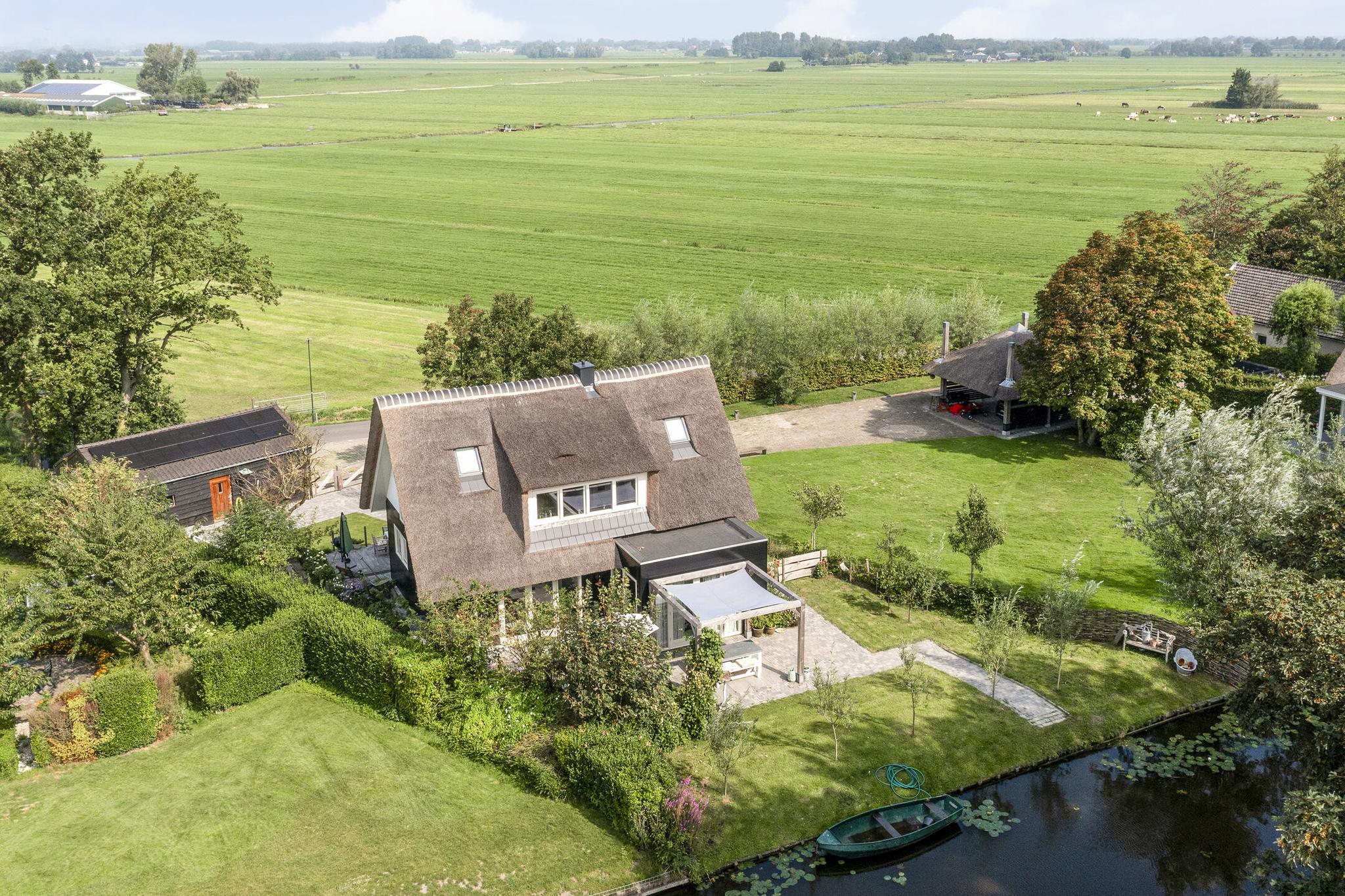 Villa for sale in Leidschendam, The Netherlands Ondermeerweg 35 2266