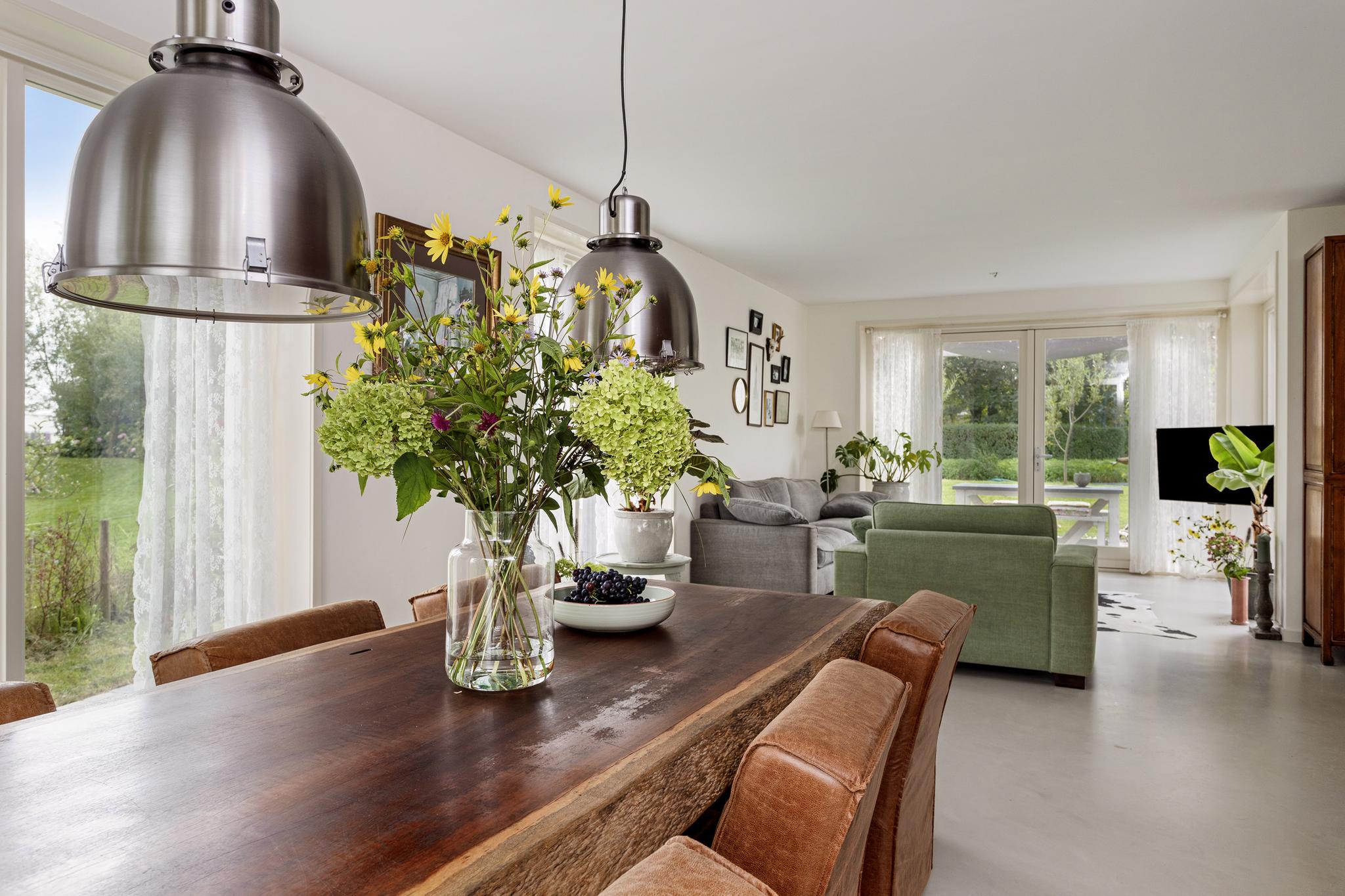 Villa for sale in Leidschendam, The Netherlands Ondermeerweg 35 2266