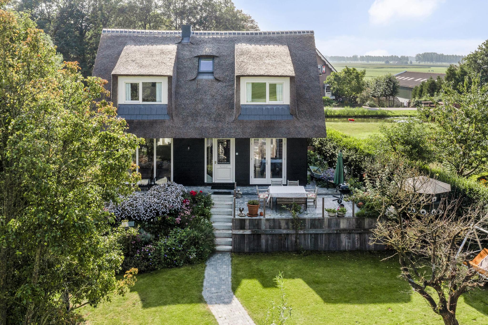 Villa for sale in Leidschendam, The Netherlands Ondermeerweg 35 2266