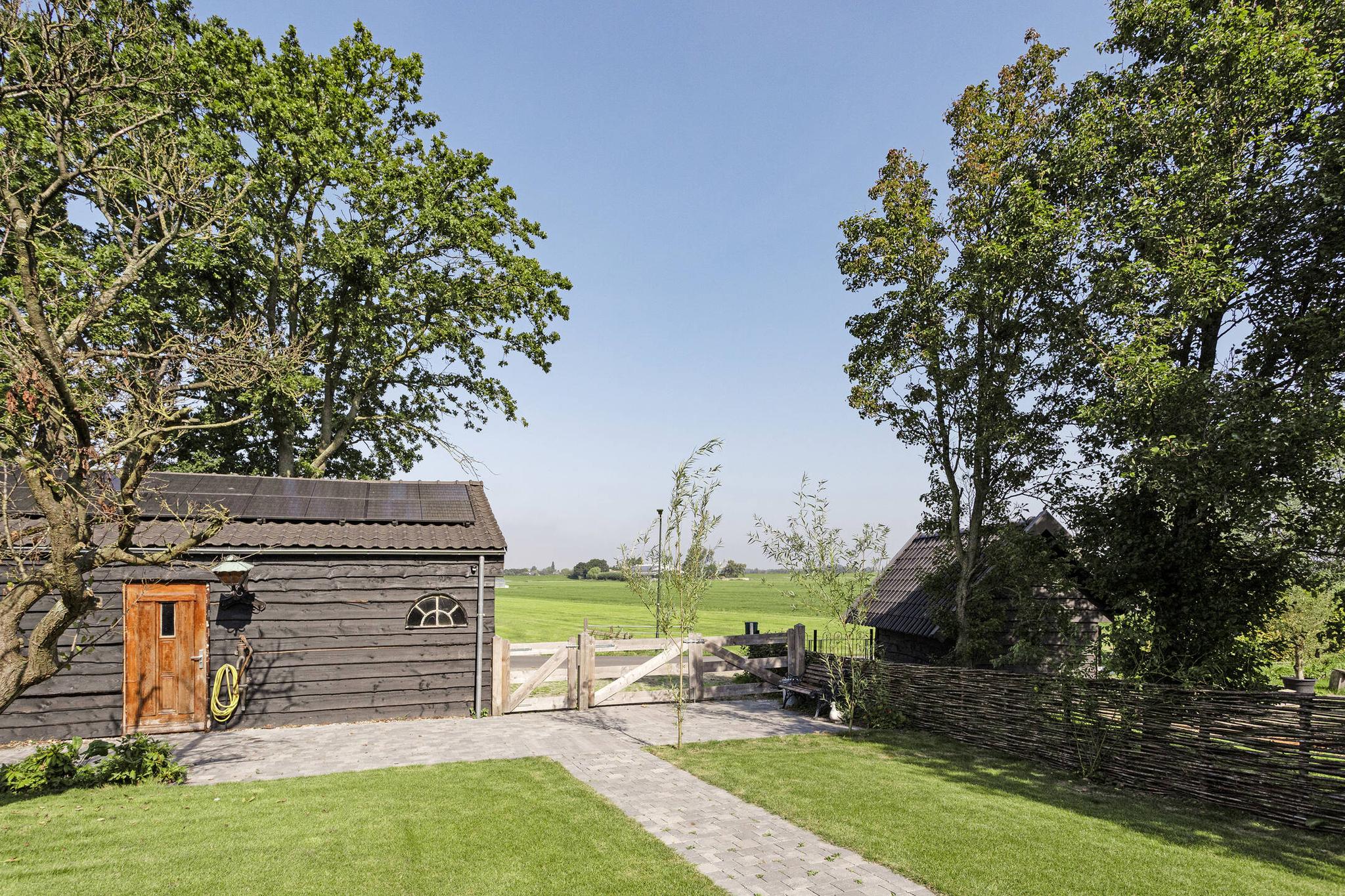 Villa for sale in Leidschendam, The Netherlands Ondermeerweg 35 2266