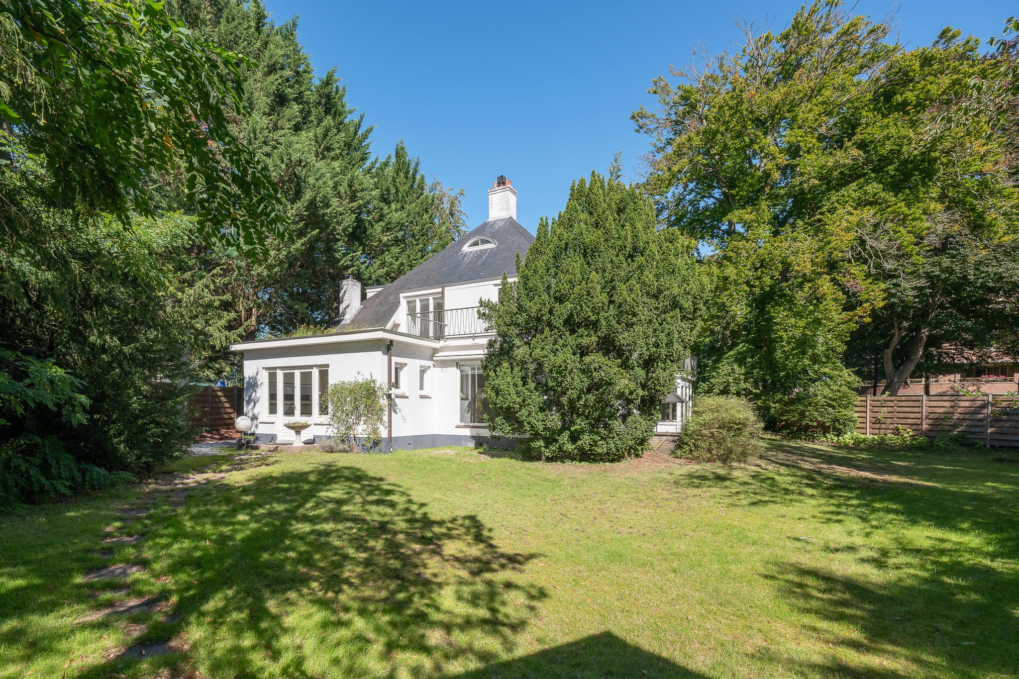 Villa for sale in Hilversum, The Netherlands Utrechtseweg 18 1213 TS