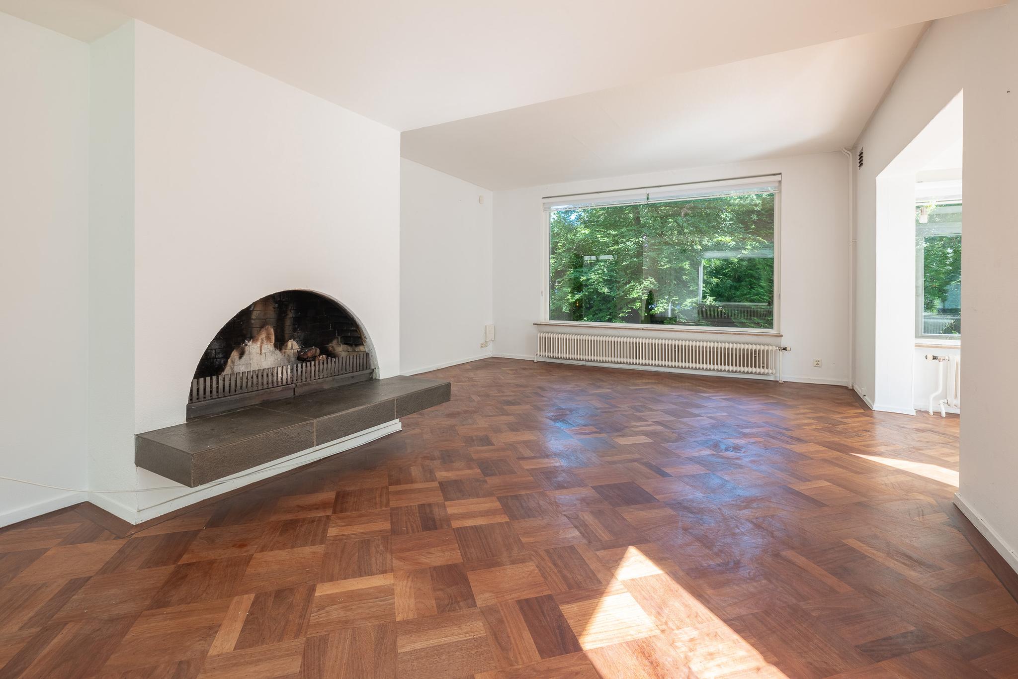 Villa for sale in Hilversum, The Netherlands Utrechtseweg 18 1213 TS