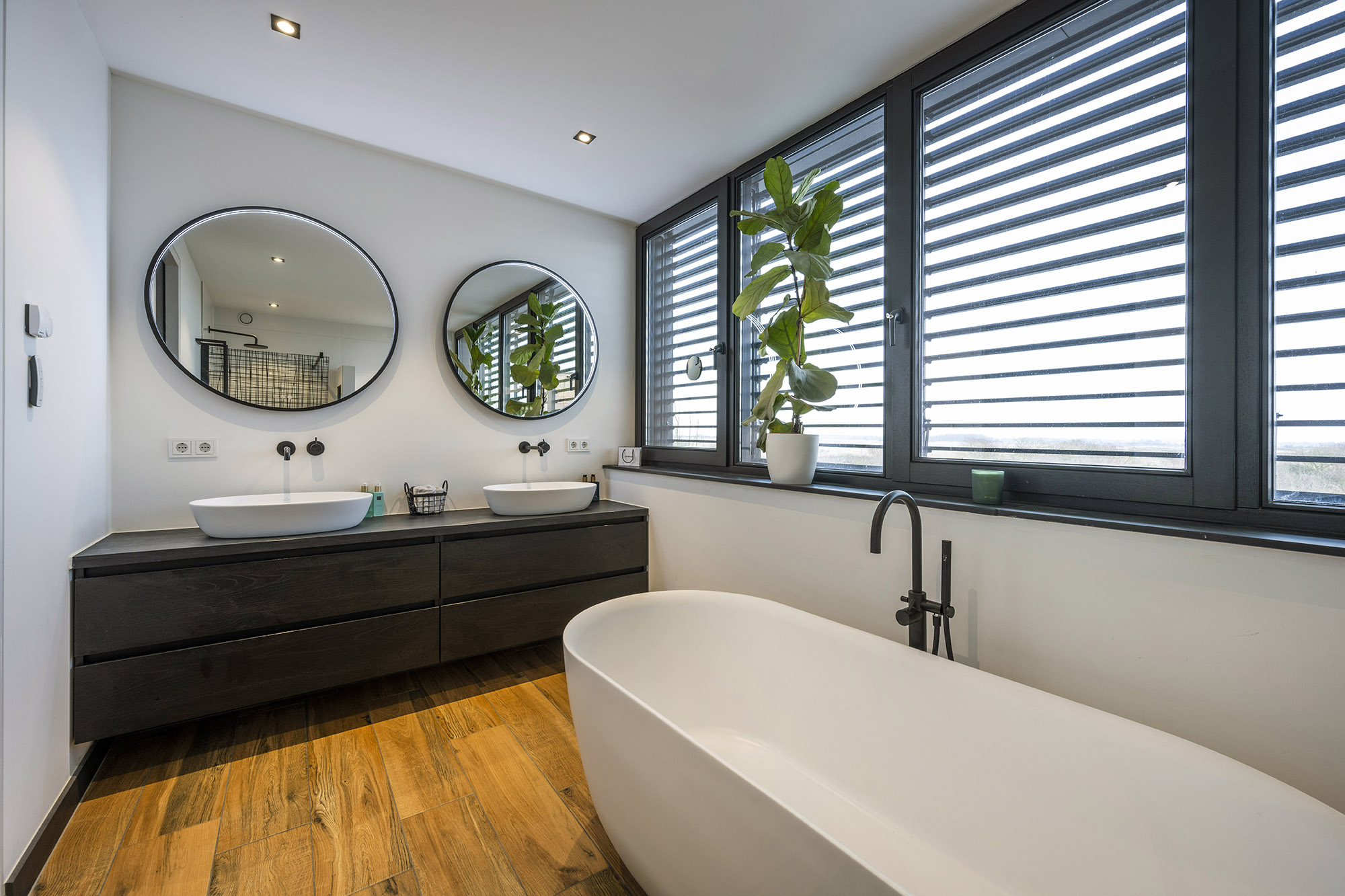 Villa for sale in Almere, The Netherlands Eindsplits 7 1319 GH