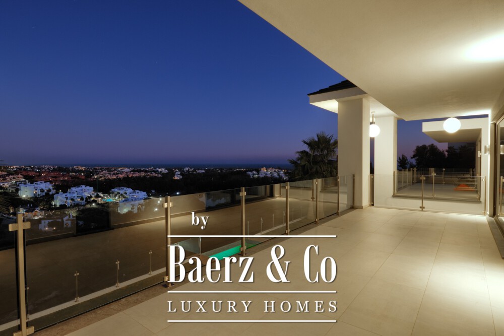 Villa - La Alqueria - Benahavis - Ref: 7370 image