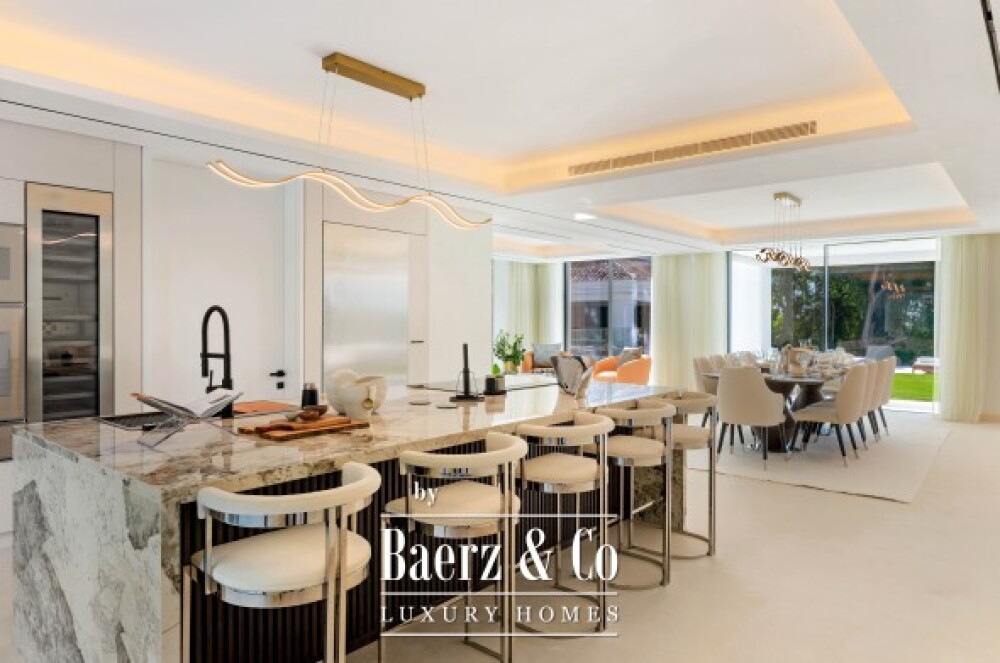 Villa - La Quinta - Benahavis - Ref: 8203 image