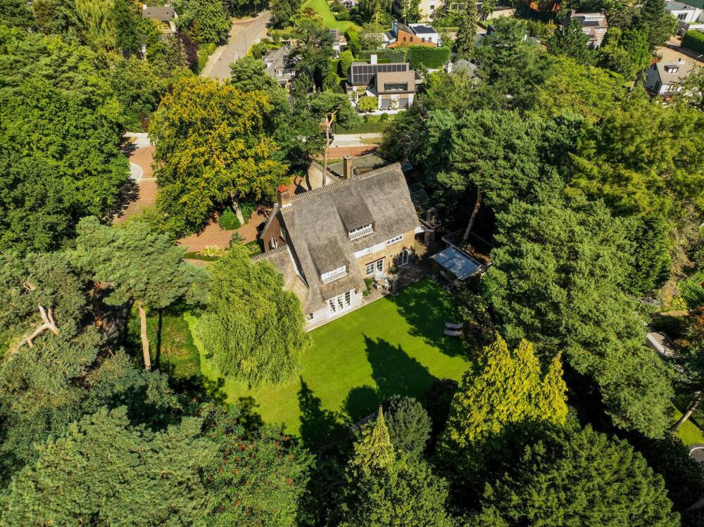 Landhuis price on application in Breda, The Netherlands Montenspark 1 4837 CD Baerz & Co