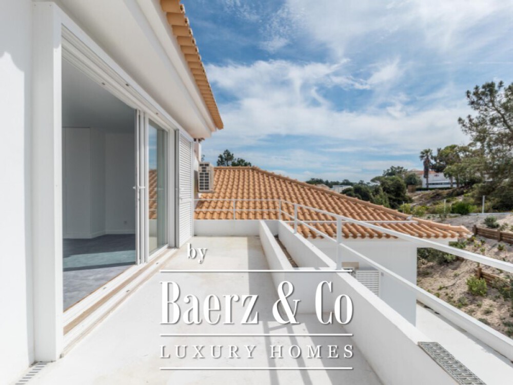 6 bedroom villa with garden, in Soltroia image