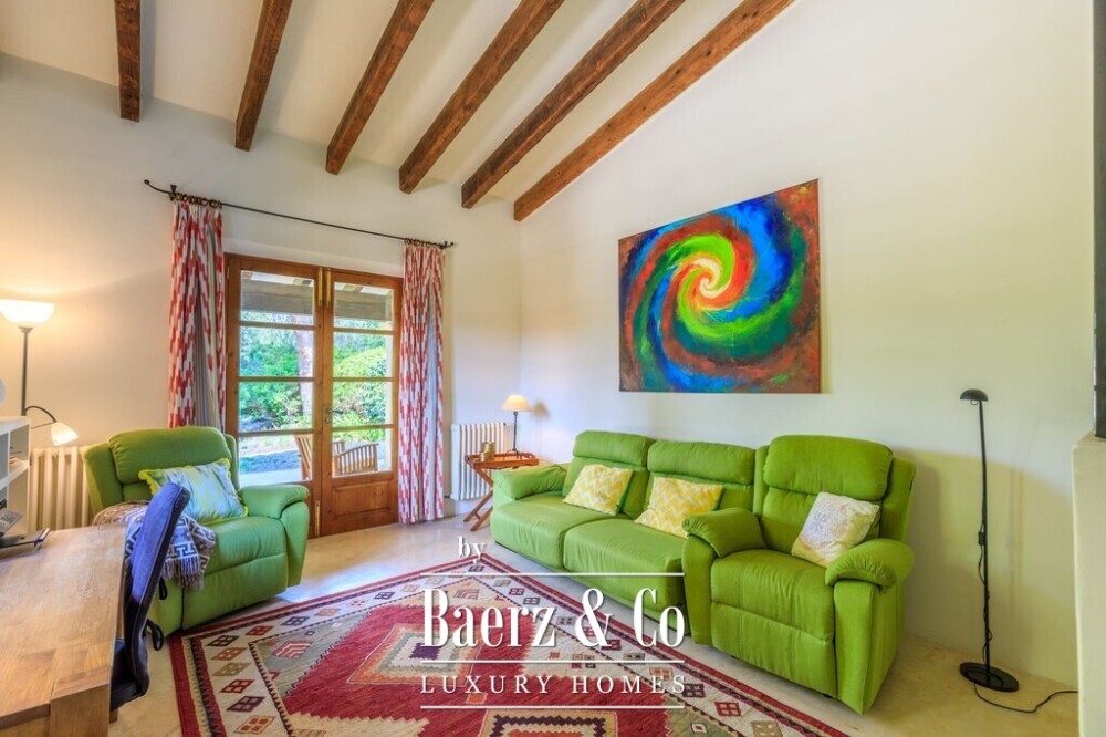Beautiful finca in an idyllic location image