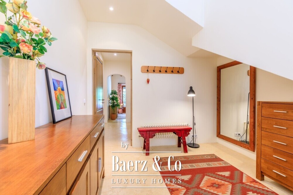 Beautiful finca in an idyllic location image