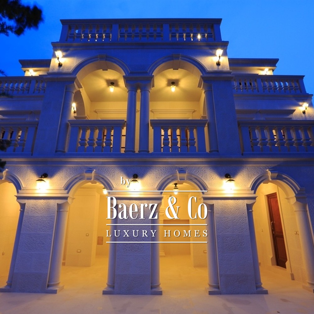 Villa in Budva with Seaview, Terrace, Sauna and Turkish Bath image