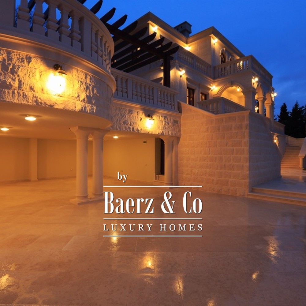 Villa in Budva with Seaview, Terrace, Sauna and Turkish Bath image
