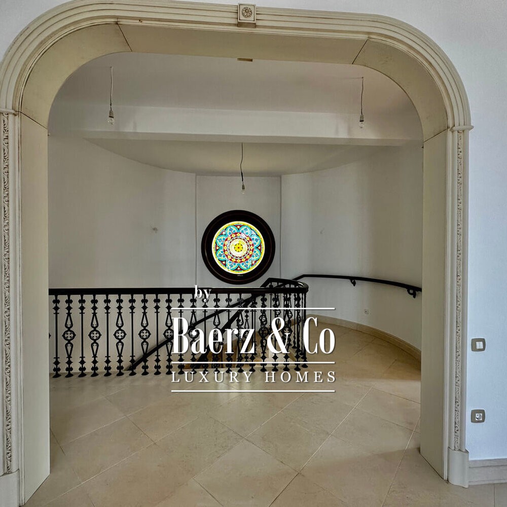 Villa in Budva with Seaview, Terrace, Sauna and Turkish Bath image