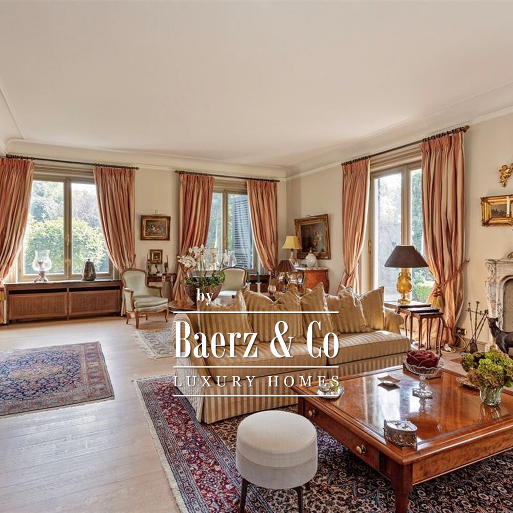 Prachtige villa op uniek domein van 1ha grond met lift en binnenzwembad/Hamman! image