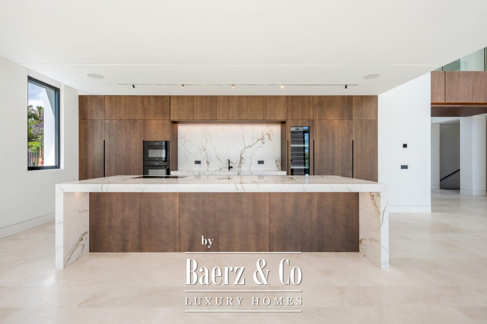 Villa - Nagueles - Marbella - Ref: 8608 image