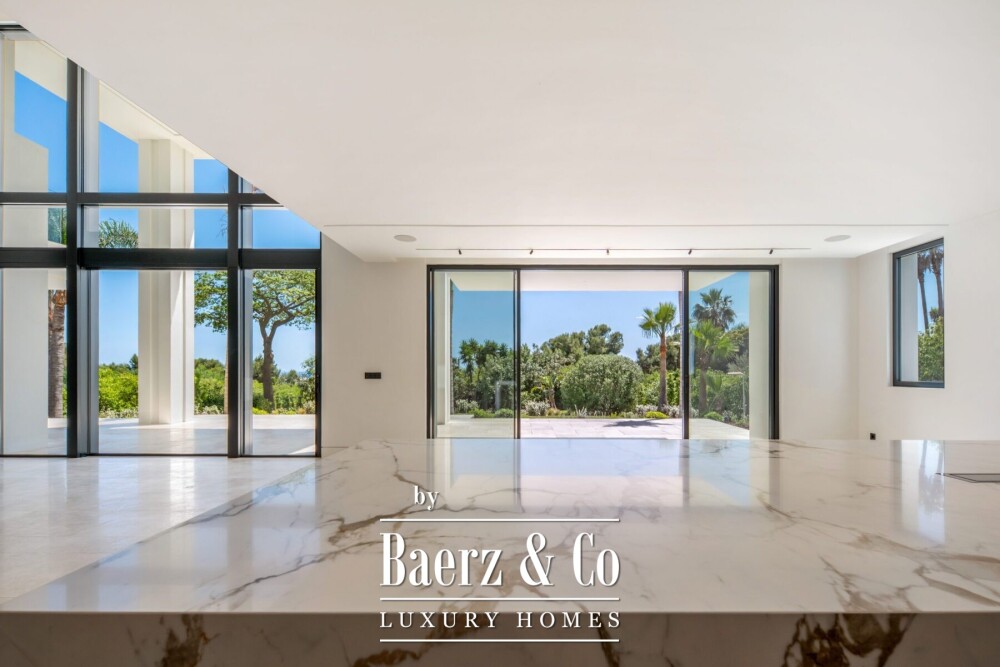 Villa - Nagueles - Marbella - Ref: 8608 image