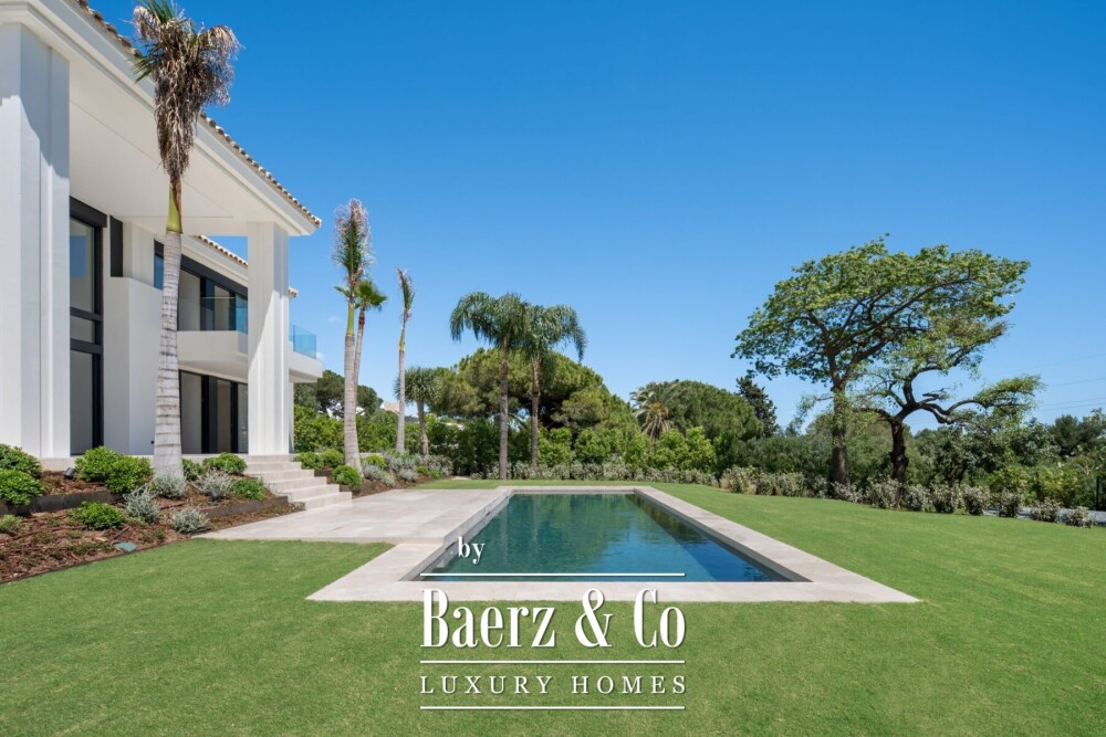 Villa - Nagueles - Marbella - Ref: 8608 image