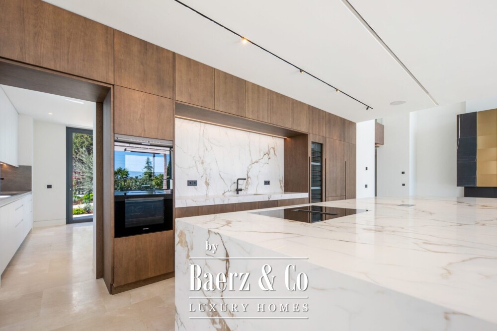 Villa - Nagueles - Marbella - Ref: 8608 image