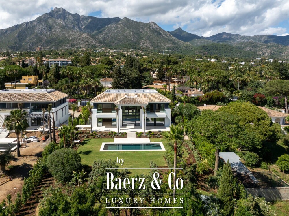 Villa - Nagueles - Marbella - Ref: 8608 image