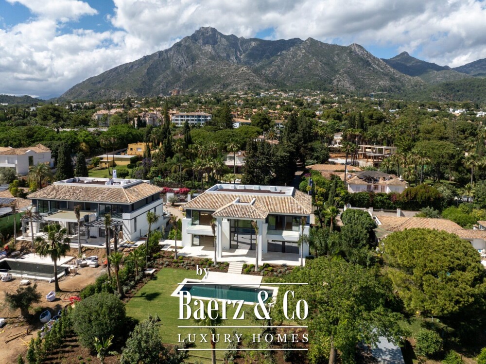 Villa - Nagueles - Marbella - Ref: 8608 image