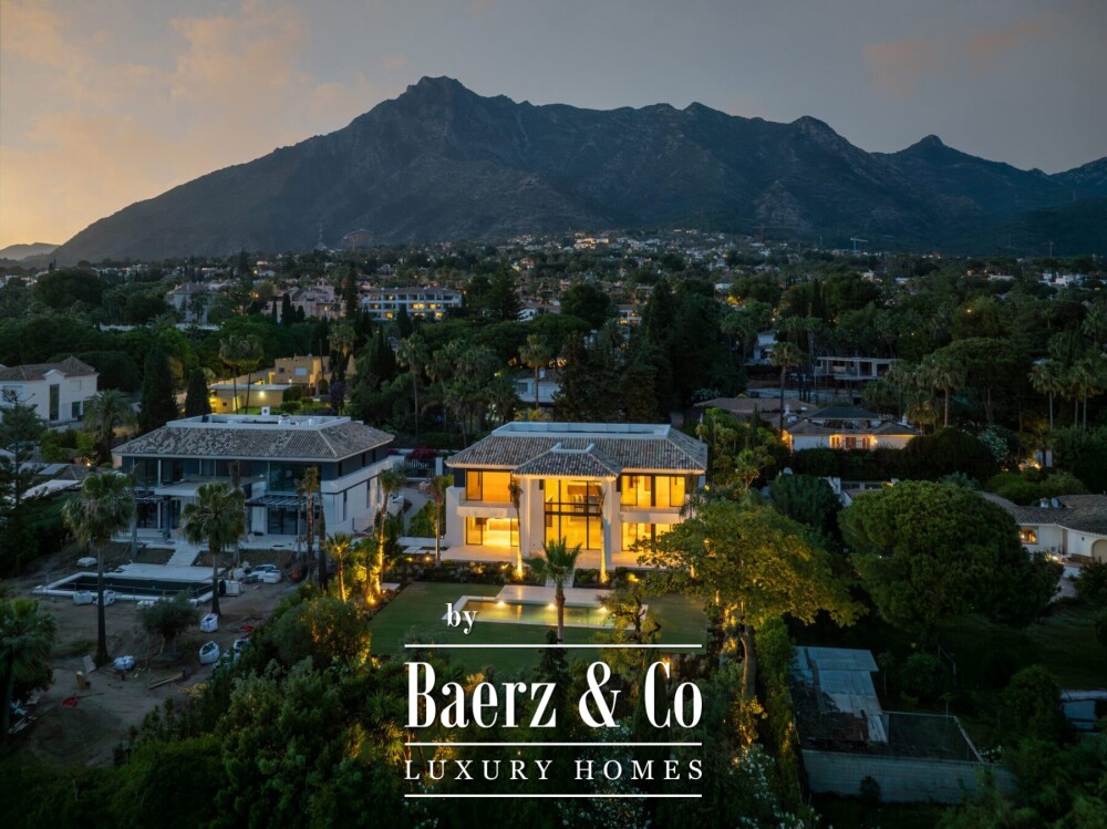 Villa - Nagueles - Marbella - Ref: 8608 image