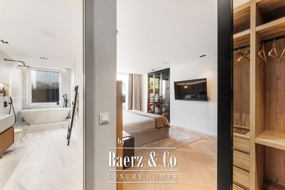 Townhouse - Golden Mile - Marbella - Ref: 8627 image