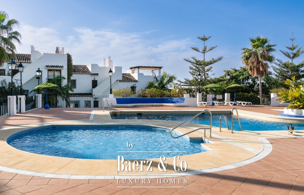 Townhouse - Golden Mile - Marbella - Ref: 8627 image