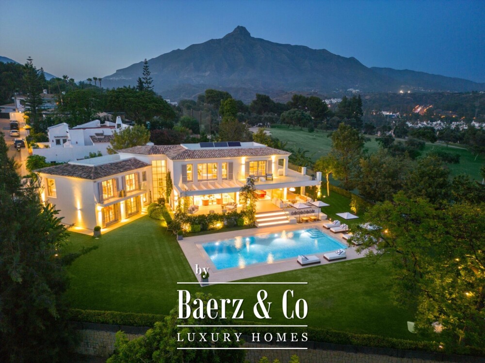 Villa - Nueva Andalucia - Marbella - Ref: 8646 image