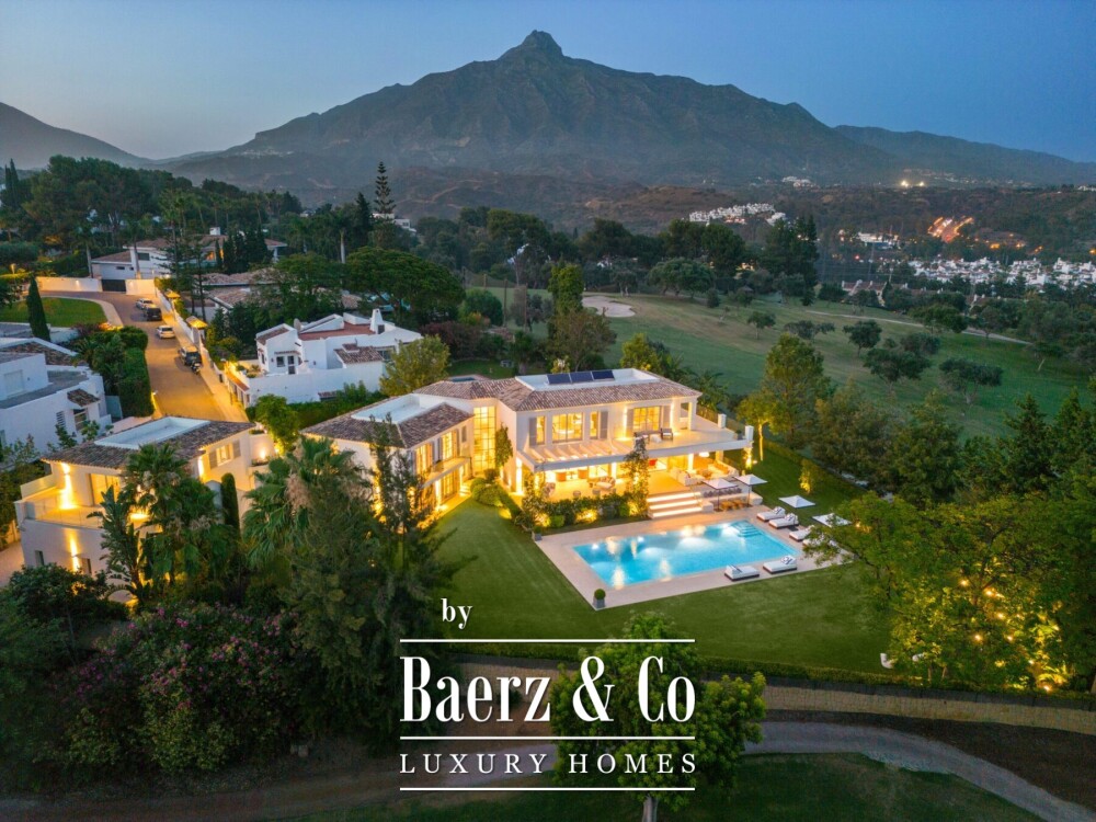 Villa - Nueva Andalucia - Marbella - Ref: 8646 image