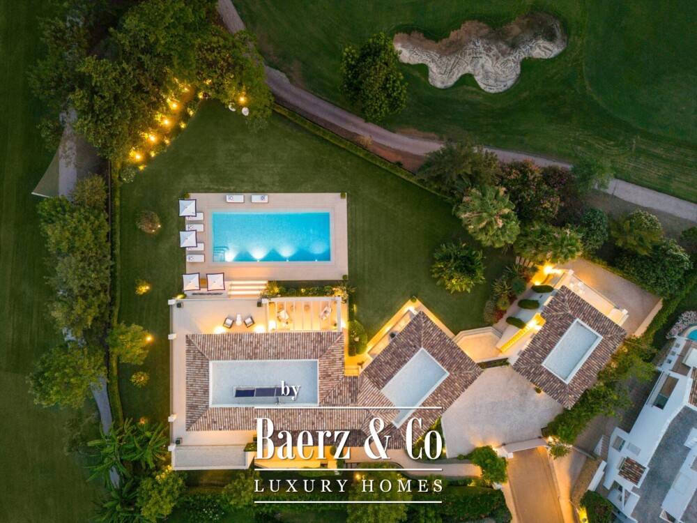 Villa - Nueva Andalucia - Marbella - Ref: 8646 image