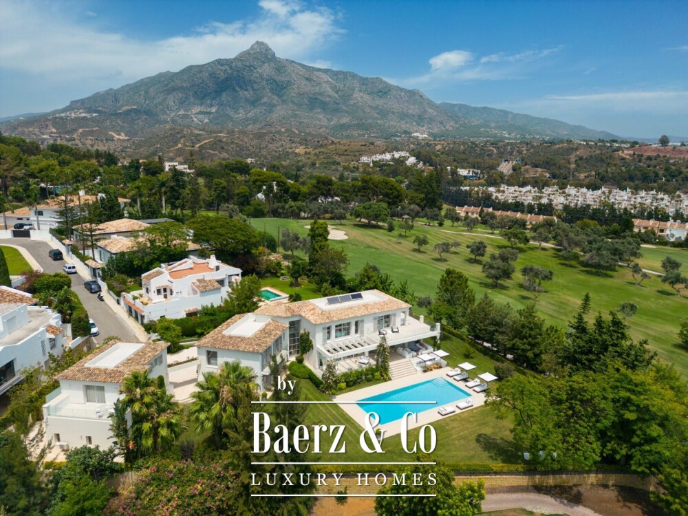 Villa - Nueva Andalucia - Marbella - Ref: 8646 image