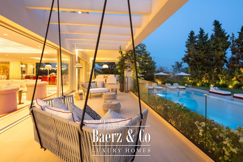 Villa - Nueva Andalucia - Marbella - Ref: 8646 image