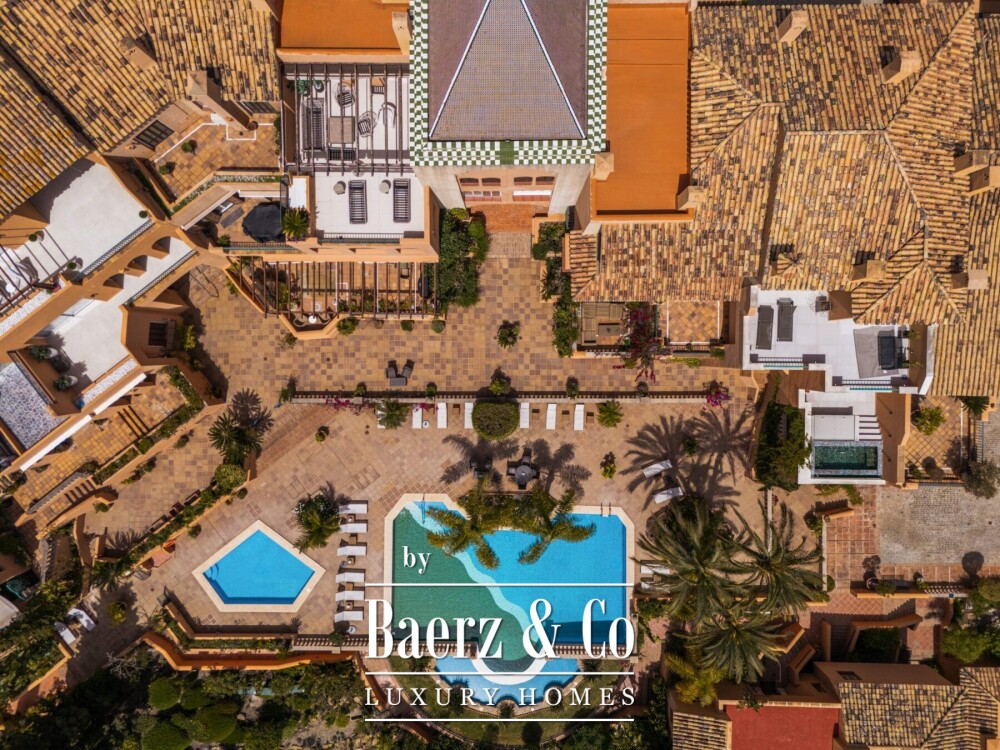 Apartment - Nueva Andalucia - Marbella - Ref: 8652 image