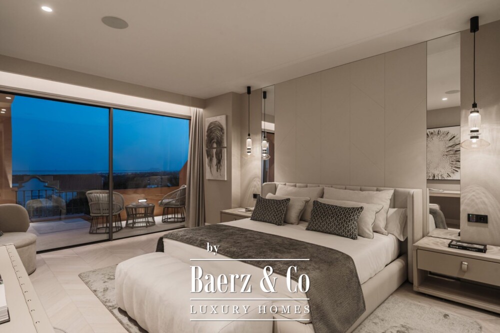 Apartment - Nueva Andalucia - Marbella - Ref: 8652 image