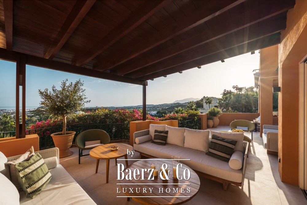 Apartment - Nueva Andalucia - Marbella - Ref: 8652 image