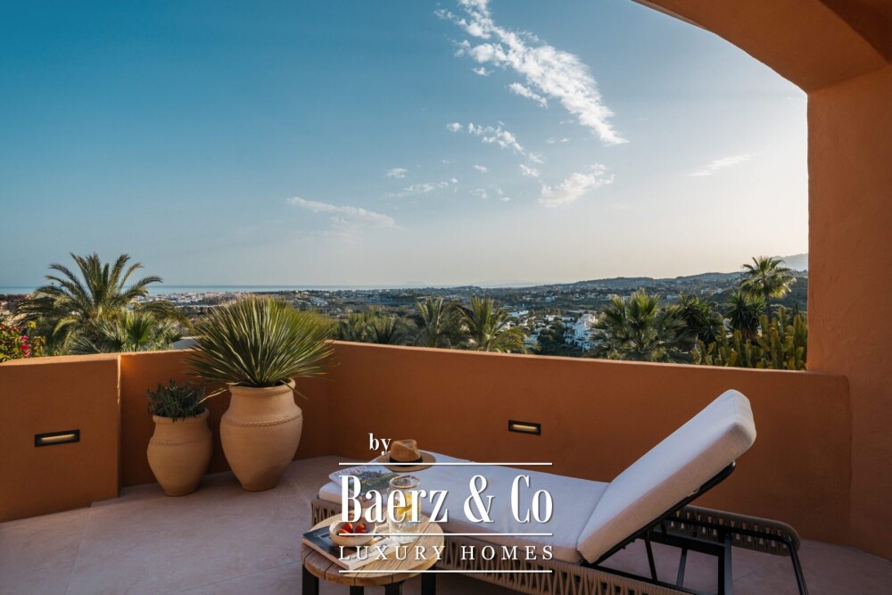 Apartment - Nueva Andalucia - Marbella - Ref: 8652 image