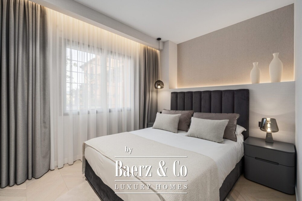 Apartment - Nueva Andalucia - Marbella - Ref: 8652 image