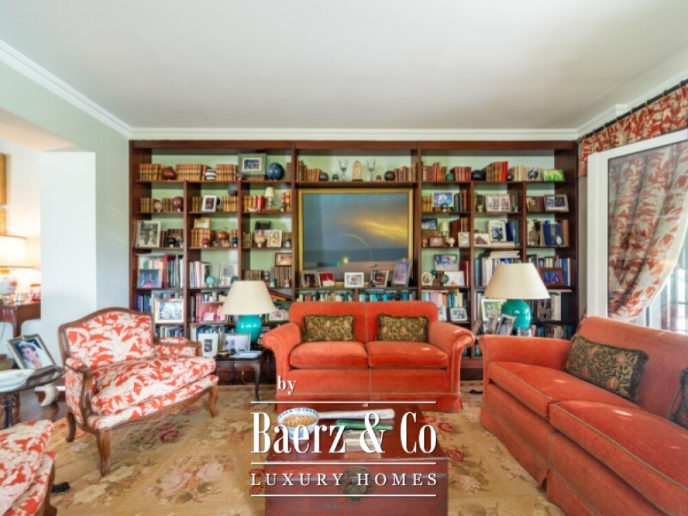 House 5 Bedrooms Sale Cascais image