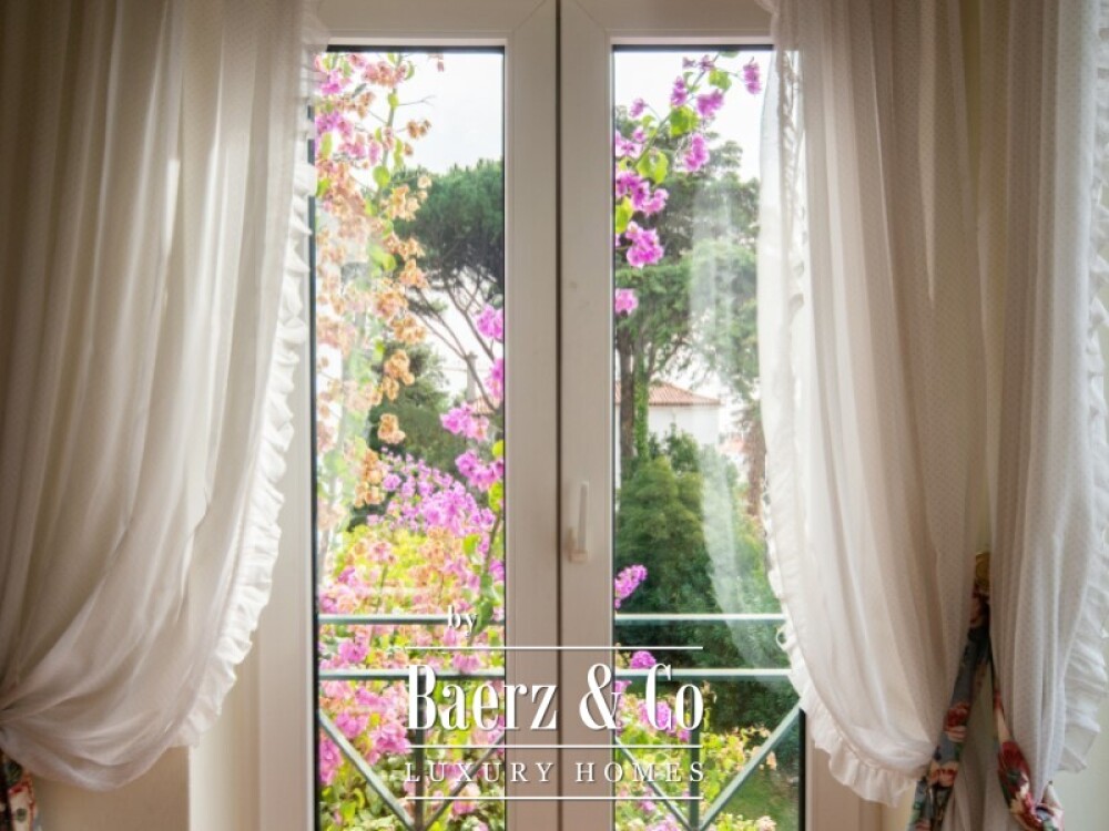 House 5 Bedrooms Sale Cascais image