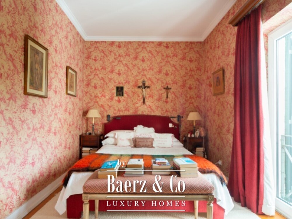 House 5 Bedrooms Sale Cascais image