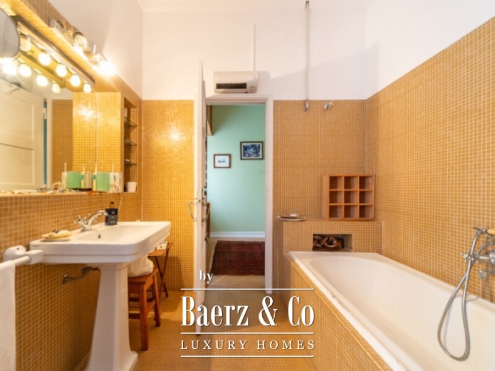 House 5 Bedrooms Sale Cascais image