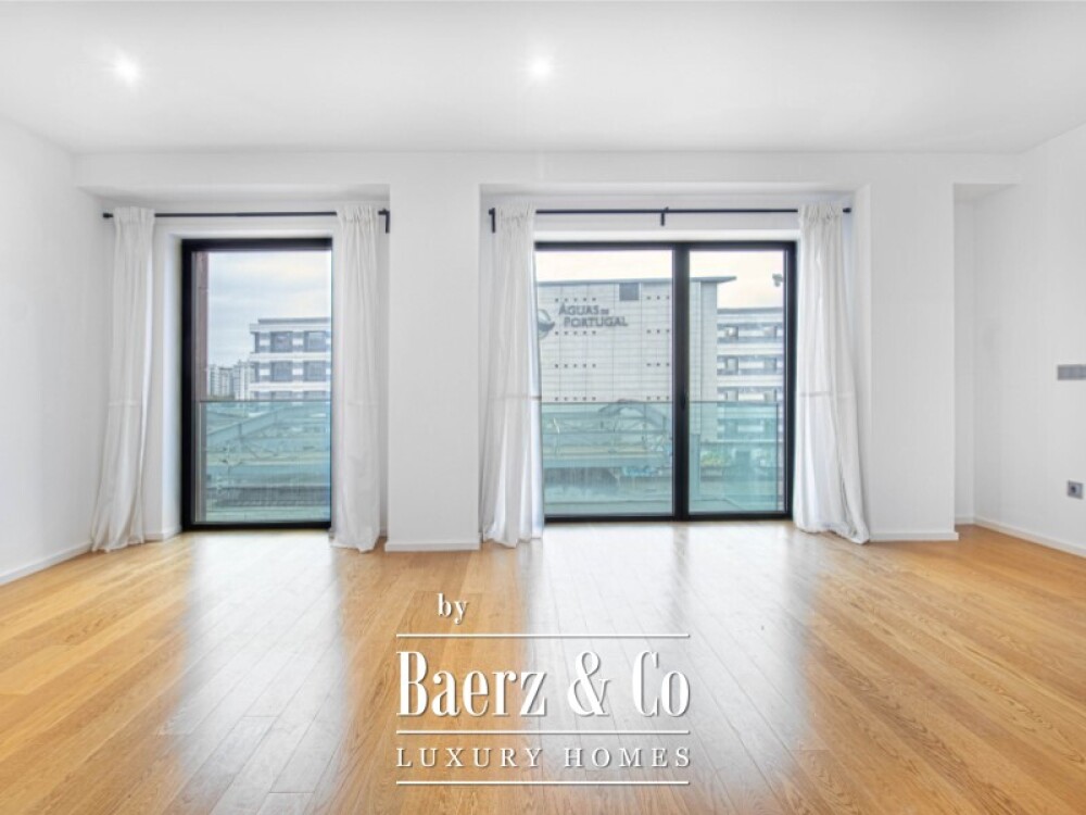 Brand New 3-Bedroom Apartment in Avenidas Novas image