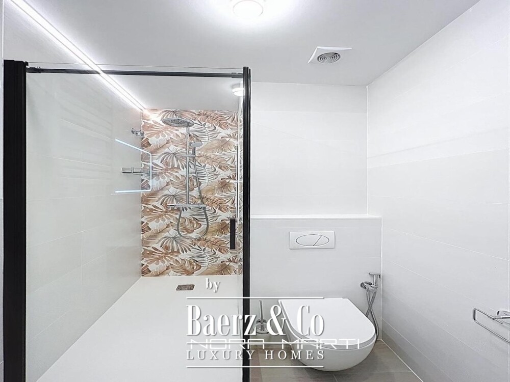 Apartment for sale in Eixample Esquerra image