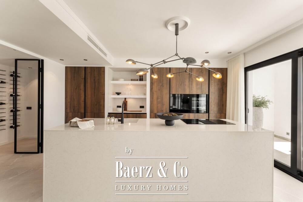 Apartment - Benahavis - Ref: 8677 image