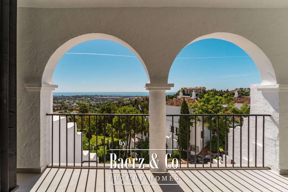 Apartment - Benahavis - Ref: 8677 image