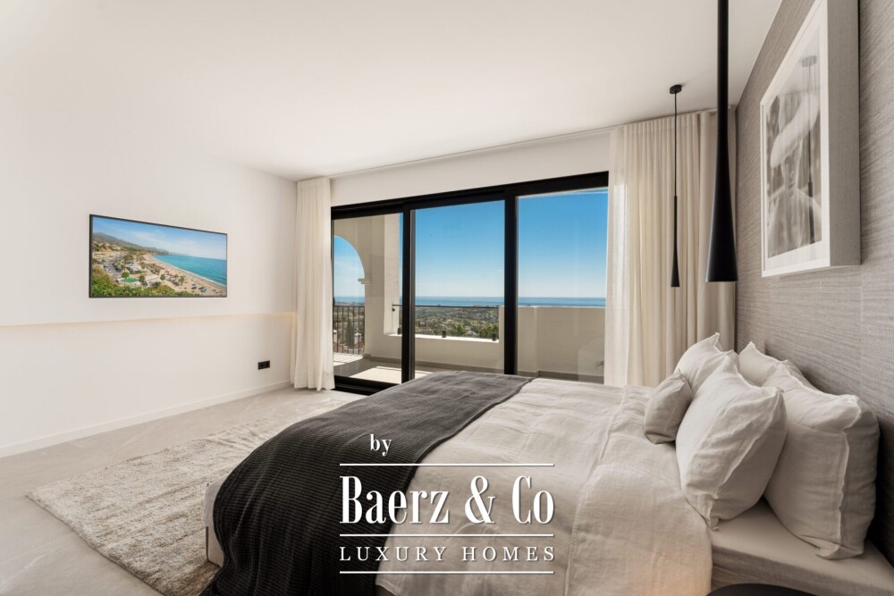 Apartment - Benahavis - Ref: 8677 image