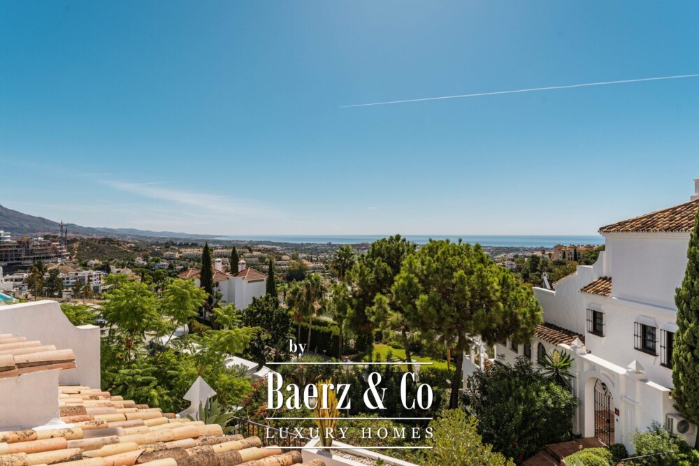 Apartment - Benahavis - Ref: 8677 image
