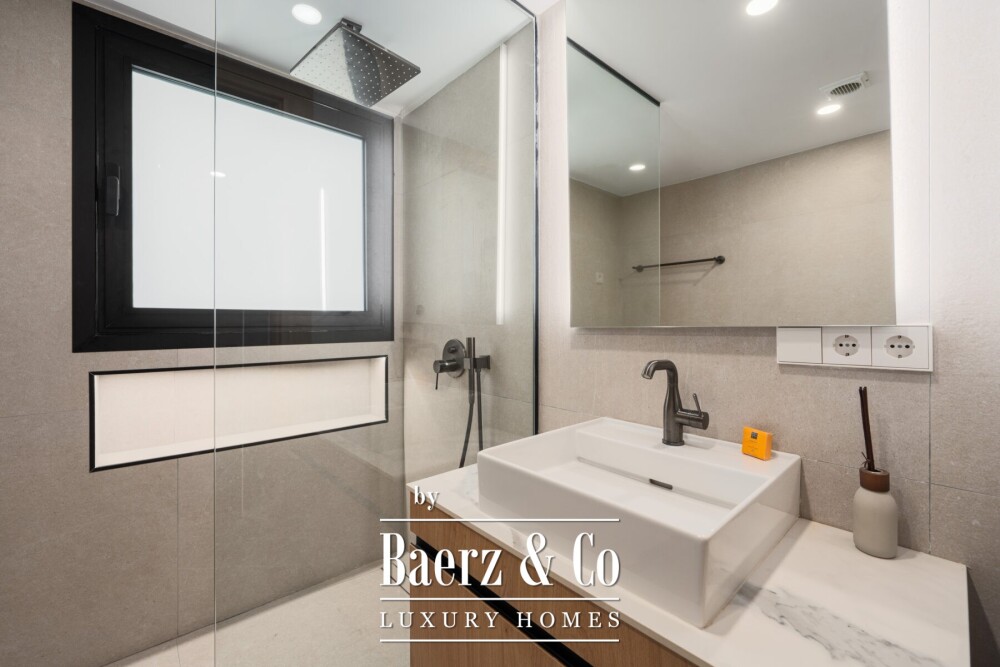 Apartment - Nueva Andalucia - Marbella - Ref: 8678 image