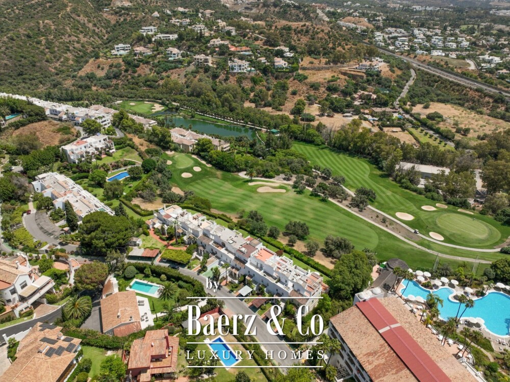 Townhouse - La Quinta - Benahavis - Ref: 8696 image