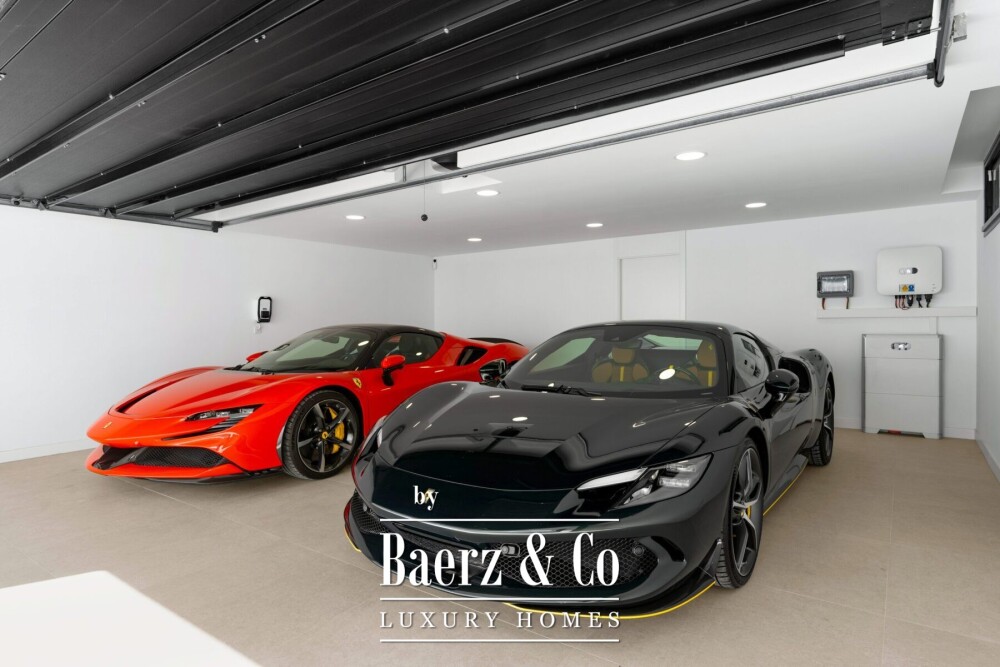 Villa - Nueva Andalucia - Marbella - Ref: 8697 image
